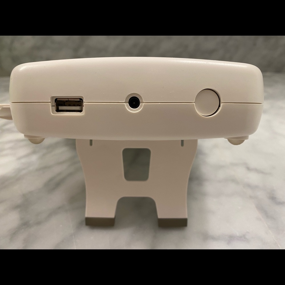 MyoLift Mini Microcurrent Machine - Picture 4 of 10